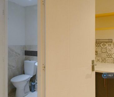 3 bedroom detached house to rent - Photo 6