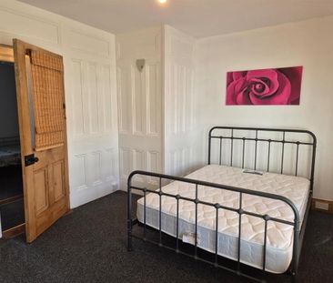 58 Brownlow Street, Comber, BT23 5ER - Photo 1