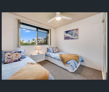 3/16 Esplanade Headland, Kings Beach, Qld 4551 - Photo 4