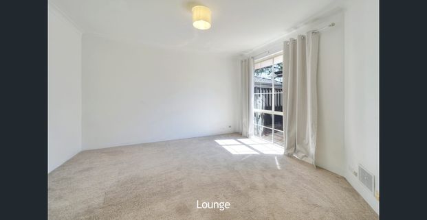 Spacious 4-Bedroom Family Home in Peaceful Cul-de-Sac - Photo 1