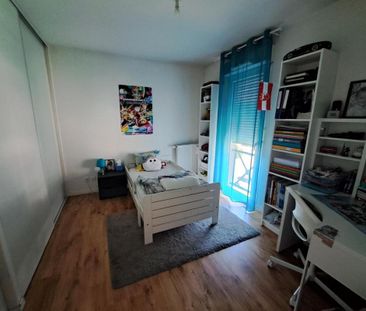 Location Appartement 3 pièces 68m² LA ROCHE SUR FORON 74800 - Photo 2