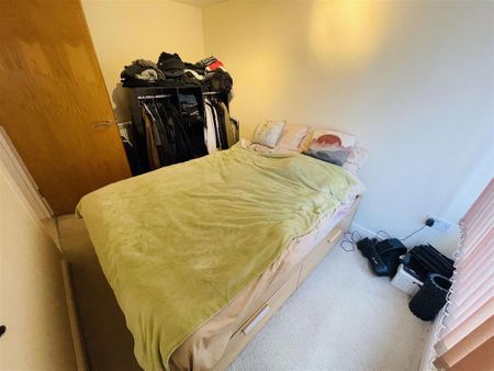 1 bedroom ground floor flat to rent - Photo 2