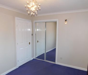 4 bedroom detached house to rent - Photo 4