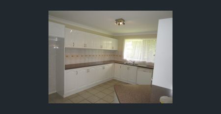 Lowset brick in Tinana - Photo 2