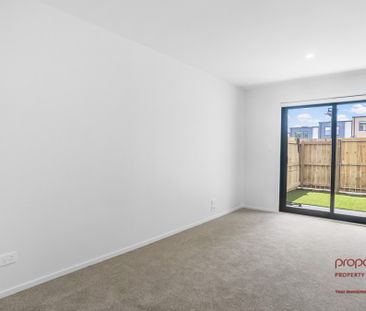 Stanmore Bay Town House - Photo 1