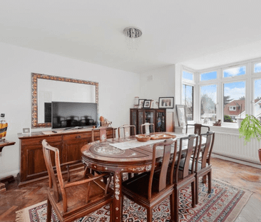 5 bedroom detached house to rent - Photo 3