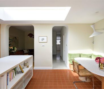 4 bedroom terraced house to rent - Photo 1