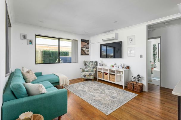 STYLISH HOME IN SOUTH BUNBURY - Photo 1