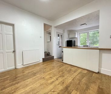 2 bedroom terraced house to rent - Photo 2