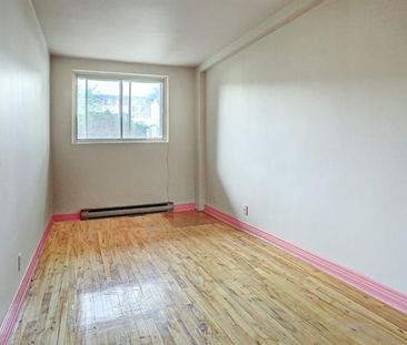 10663 Av. des Récollets - Photo 5