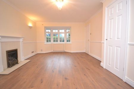 3 bedroom House To Let - Photo 2