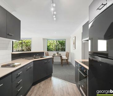 SPACIOUS DUPLEX - Photo 4