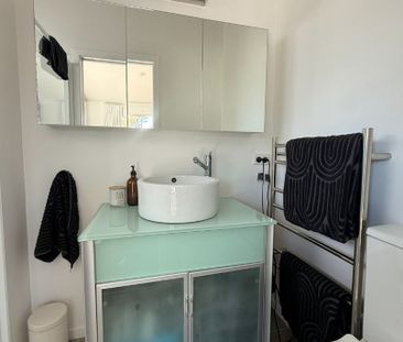 Coastal Beach Haven - Photo 6