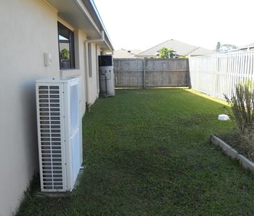 4 BEDROOM FAMILY HOME IN BLACKS BEACH - Photo 6