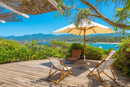 Rental House Ajaccio 6 Rooms 140 m² - Photo 5