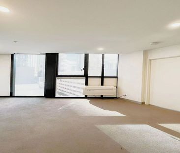 Inviting Southbank Stunner - Photo 1