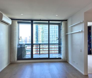 TWO BEDROOMS APARTMENT AT 889 COLLINS - Photo 2