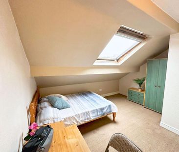 4 bedroom terraced house to rent - Photo 1