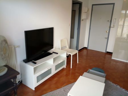 Studio de 27.56 m² avec terrasse au Clos des plages à La Ciotat, - Photo 2