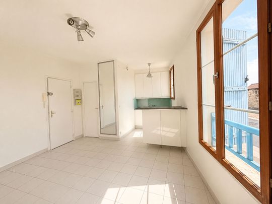 Location Appartement 1 pièce 21m² - Photo 1