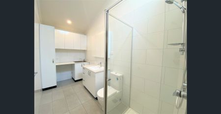 Four bedroom house in the heart of Northcote - Photo 5