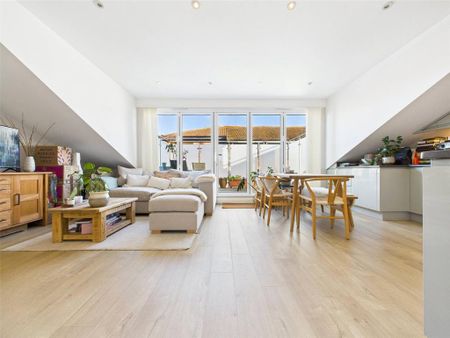 1 bedroom apartment to rent - Photo 2