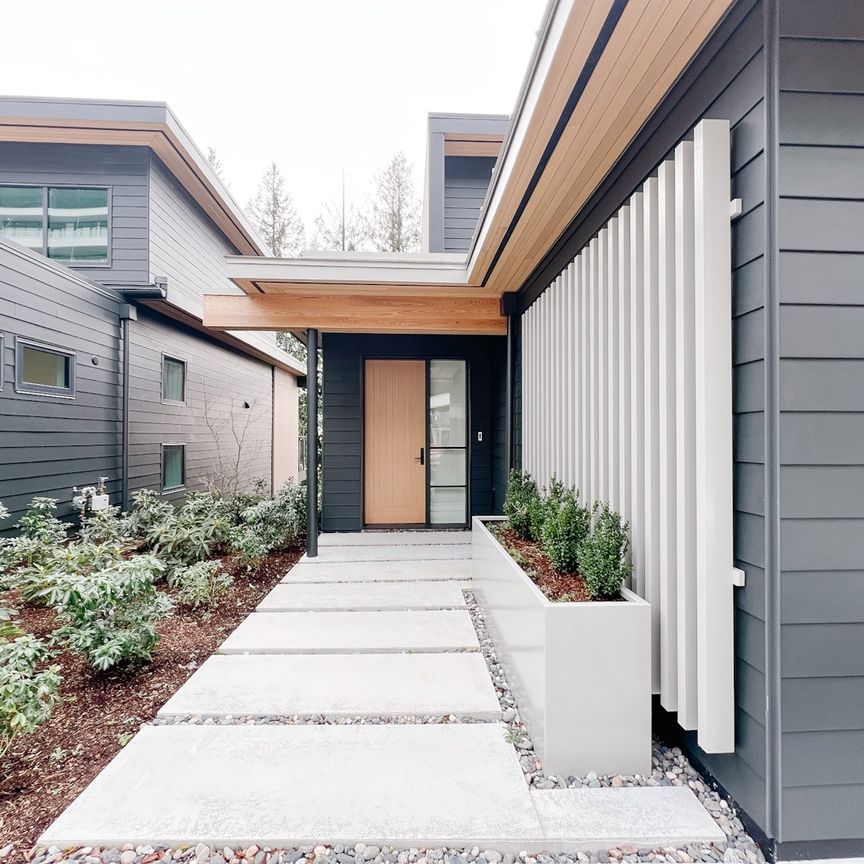 Wow Factor! - Photo 1