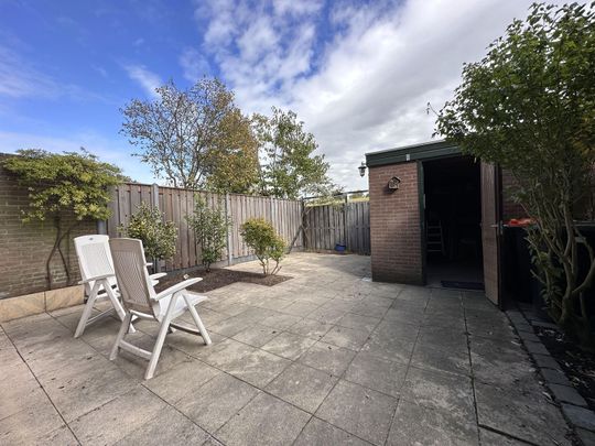 Abraham Kuypersingel 8, Staatsliedenbuurt-Noord, 3332HC, Zwijndrecht - Foto 1