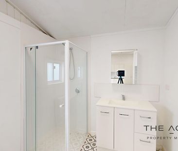 Three x1-Bedroom Units, Low-Maintenance & Central Location - Photo 6