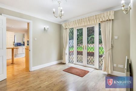 5 bedroom detached house to rent - Photo 3