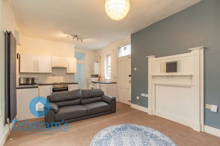 1 bed Apartment for Rent - Photo 4