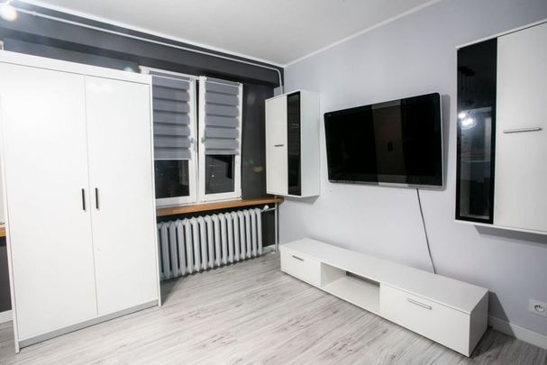 Urocza kawalerka w Pruszkowie + schowek 24 m² - Фото 1