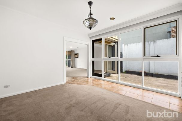 Primed Location Family Home With Pool! - Photo 1