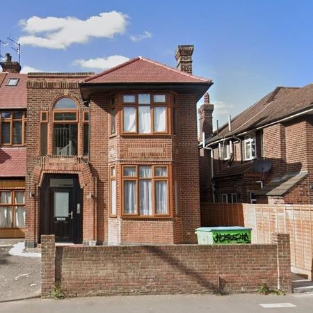 Studio Flat, Seven Sisters Road, N4 - Photo 4