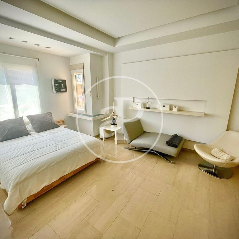 2 bedroom luxury Flat for rent in Valencia, Spain - Photo 1
