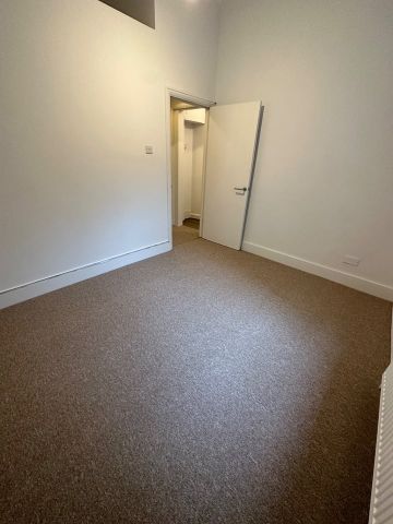 2 Bed Flat, Lowman Road, N7 - Photo 2