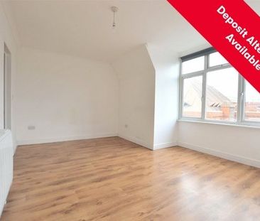 Station Road, Redhill, Surrey, RH1 - Photo 2