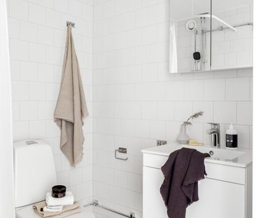 Hägerneholmsvägen, Täby - Photo 2