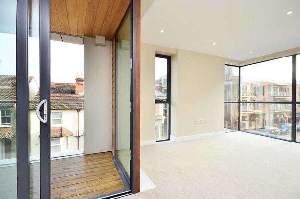 Leapale Lane, Guildford, GU1 - Photo 1