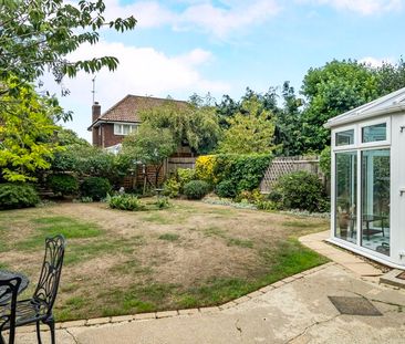 Quartermile Road, Godalming, Surrey, GU7 - Photo 2