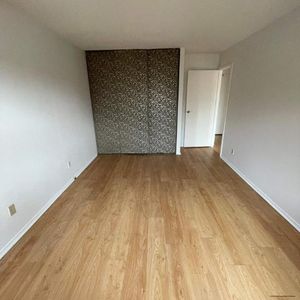 1 CH - 1 SDB - Côte Saint-Luc - $1,240 /mo - Photo 2