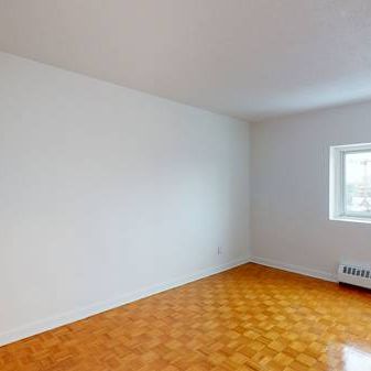 2 Bedroom Apartment - Steps Away from uOttawa - Move in May 1st - Photo 3