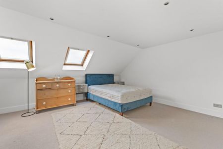 4 bedroom maisonette to rent - Photo 5