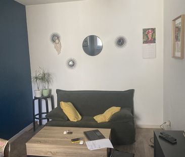 Location Appartement 2 pièces 40m² BORDEAUX 33000 - Photo 1