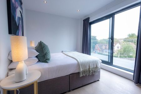 3 bedroom serviced apartment to rent - Photo 4