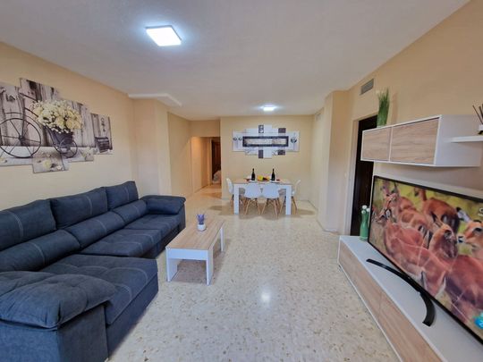 Apartamento de alquiler en Avenida Miguel Hernández, 10, Centro Urbano - Photo 1