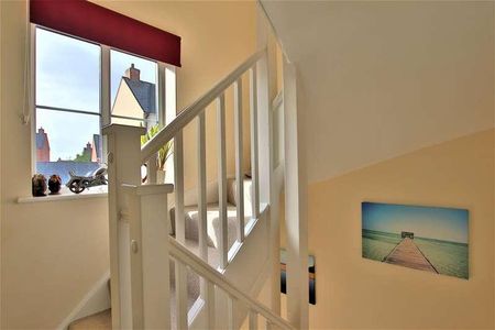 Beauchamp Road, Walton Cardiff, Tewkesbury, GL20 - Photo 4