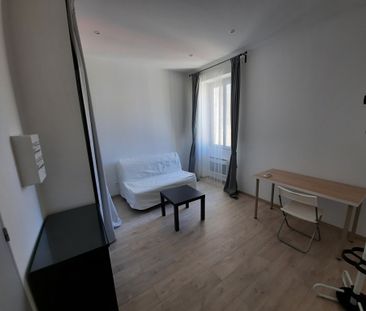 Location Appartement 1 pièce 24m² MARSEILLE 1er - Photo 1