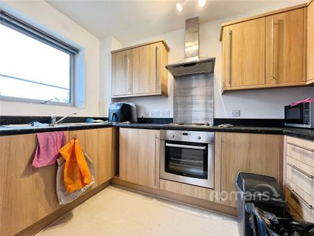 2 bedroom flat to rent - Photo 5