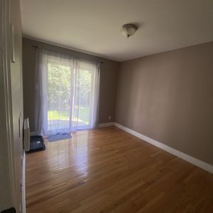 BEAU LOGEMENT - Photo 2